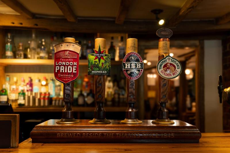 The White Hart - image 11