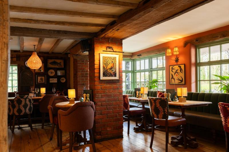 The White Hart - image 16