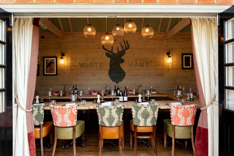 The White Hart - image 17