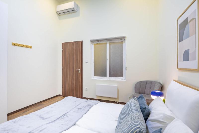 Central - New - Large - image 7