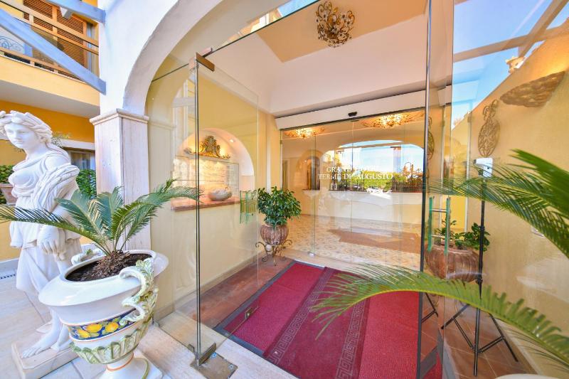 Grand Hotel Terme di Augusto - image 42