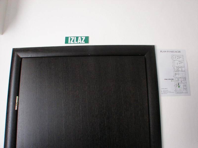 Double Room image 4