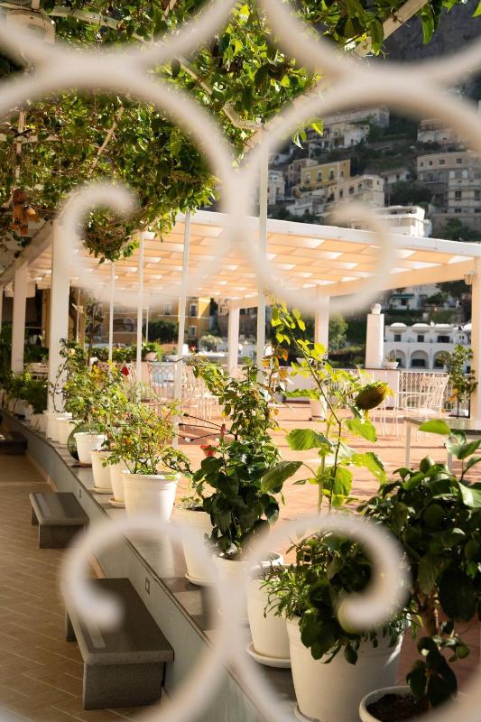Villa Esclusiva con Vista Panoramica su Positano - image 17