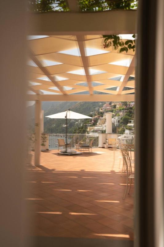 Villa Esclusiva con Vista Panoramica su Positano - image 13