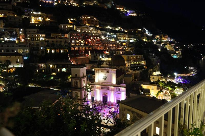 Villa Esclusiva con Vista Panoramica su Positano - image 4