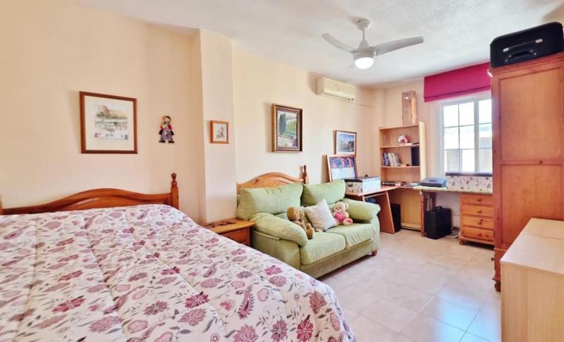 Duplex in Roquetas de Mar - image 11