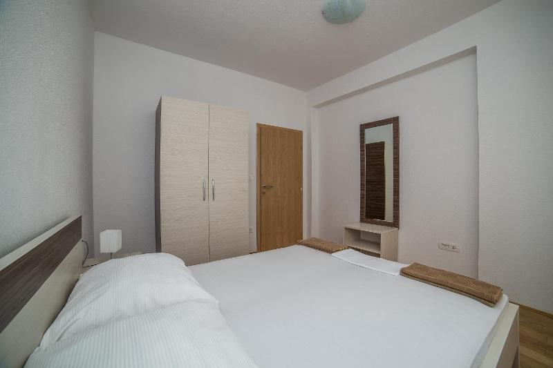 Green Olive Apartments - image 41