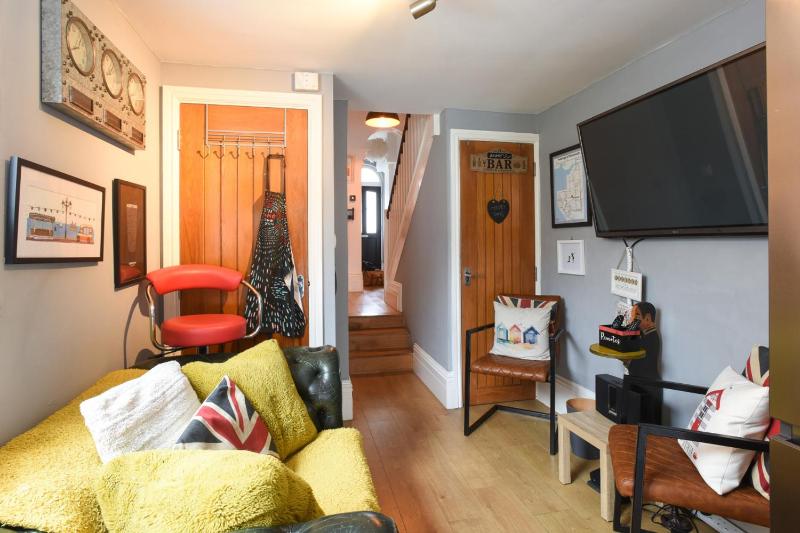 Air Maison - Britannia House - Tech Geared 3 Bedroom - image 34