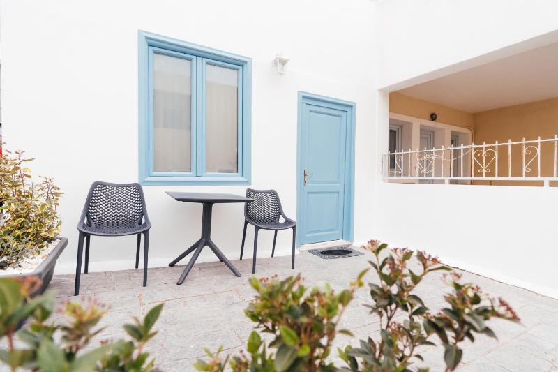 Excellent Central Apartment - Fira Town - image 5