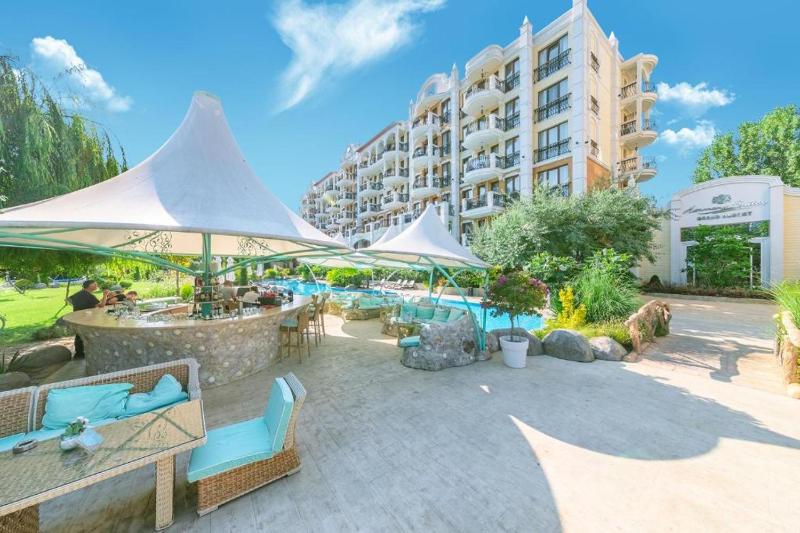 Stylish Apartment in Harmony Grand Resort Sunny Beach with Pool & Balcony - image 34