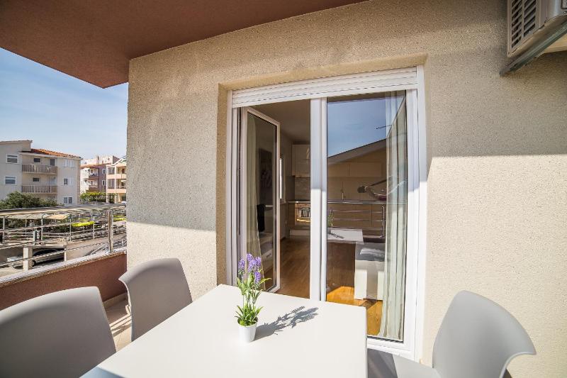 Green Olive Apartments - image 44