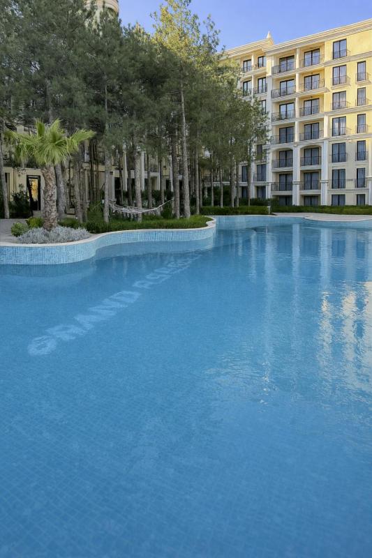 Stylish Apartment in Harmony Grand Resort Sunny Beach with Pool & Balcony - image 27