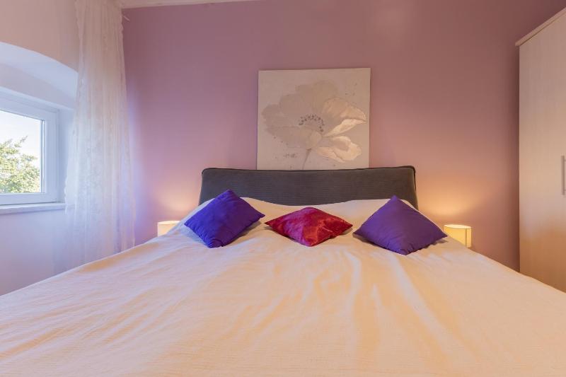 Old Town Flat - image 8