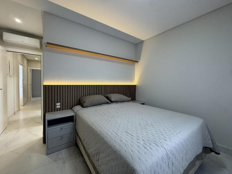 Invictus Residence 204 – Apartamento amplo com ar-condicionado em todos os cômodos localizado próximo a comércios e a apenas 250 metros da praia - image 4
