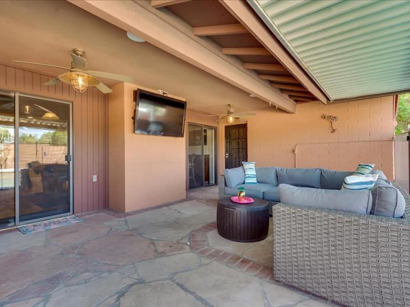 Huge Pool Hot Tub Outdoor Kitchen Pool Table - image 29
