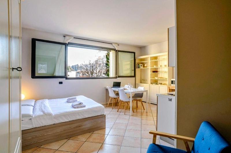 Alis House - image 1