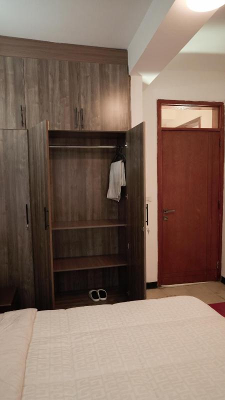 Sheba Palace Apartment - image 3