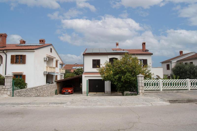 Apartments Tonia - image 15