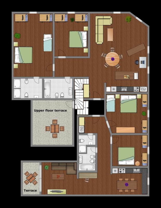 Four-Bedroom Apartment with Terrace image 3