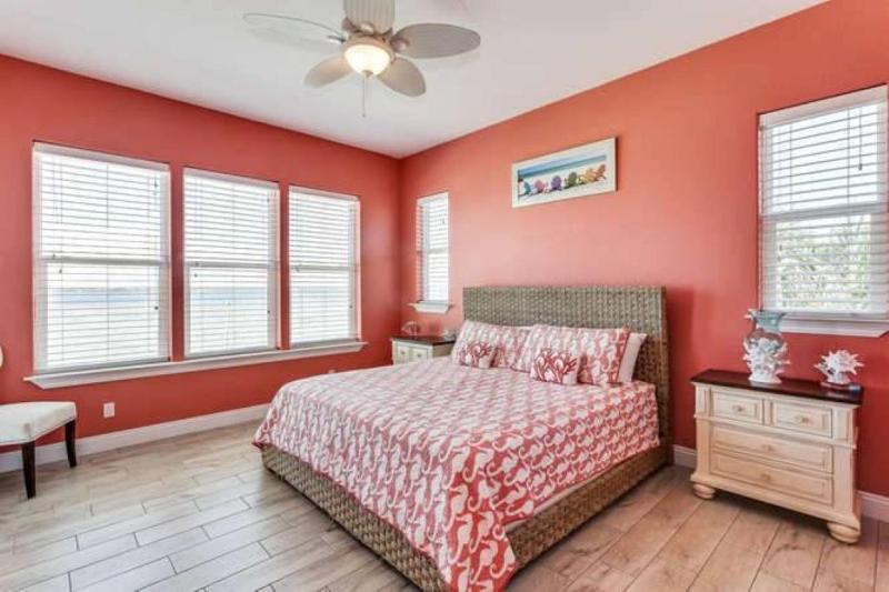 Baywatch Beach House - image 6