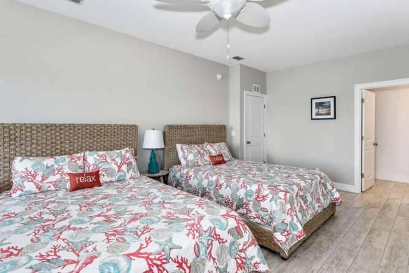 Baywatch Beach House - image 24