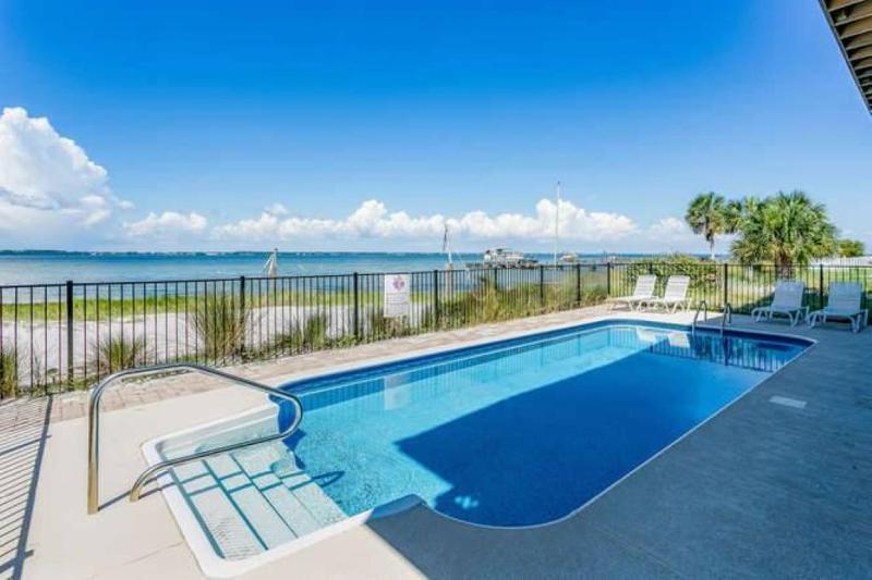 Baywatch Beach House - image 30