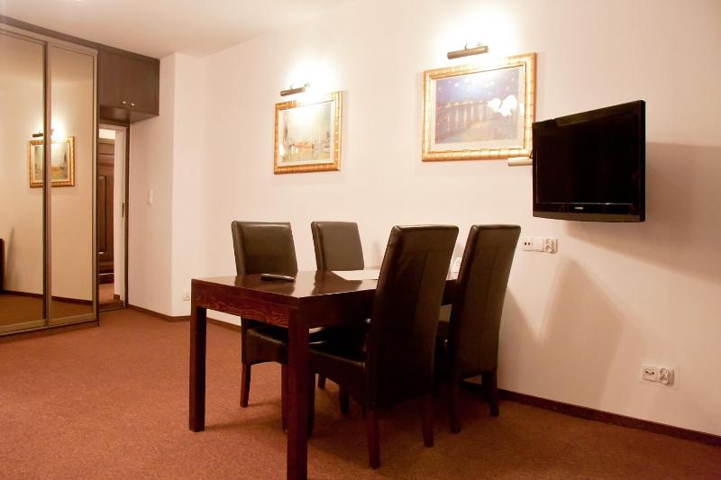 Apartment image 4