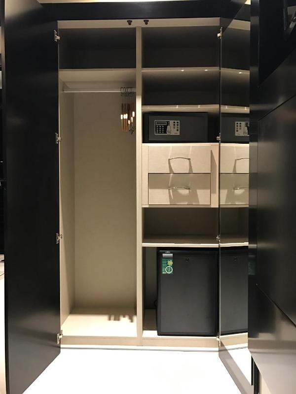 Standard Single Room image 4