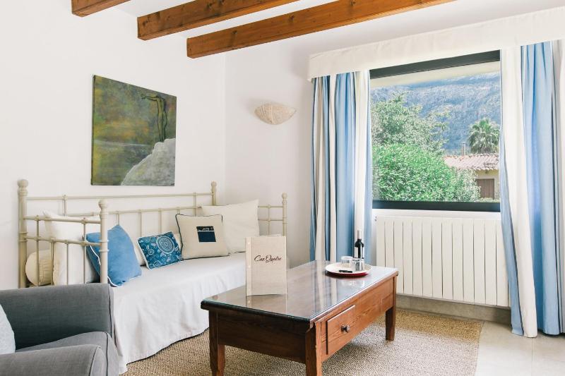 Superior Junior Suite with Terrace image 2