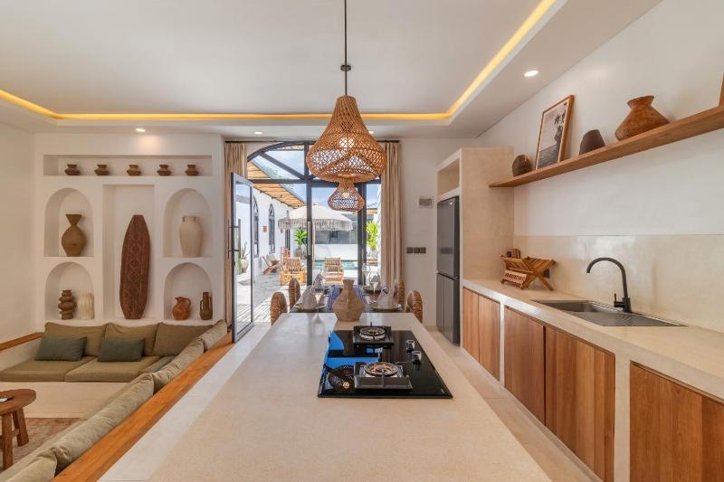 Modern 2BR Pool Villa in Peaceful Canggu - image 24