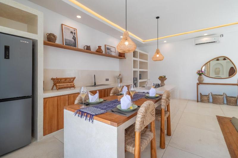 Modern 2BR Pool Villa in Peaceful Canggu - image 7