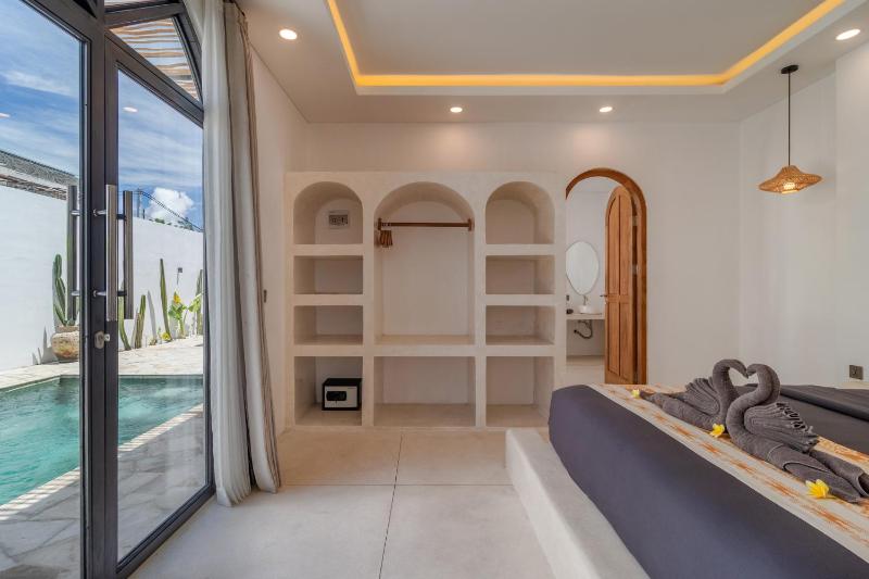 Modern 2BR Pool Villa in Peaceful Canggu - image 6