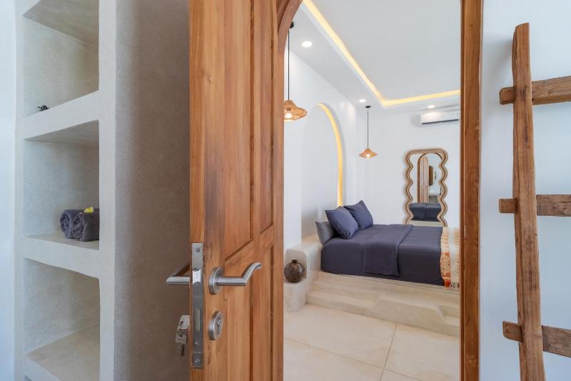 Modern 2BR Pool Villa in Peaceful Canggu - image 20