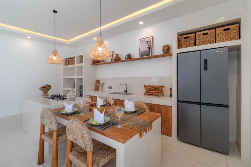 Spacious 2BR Pool Villa in Relaxed Canggu - image 16