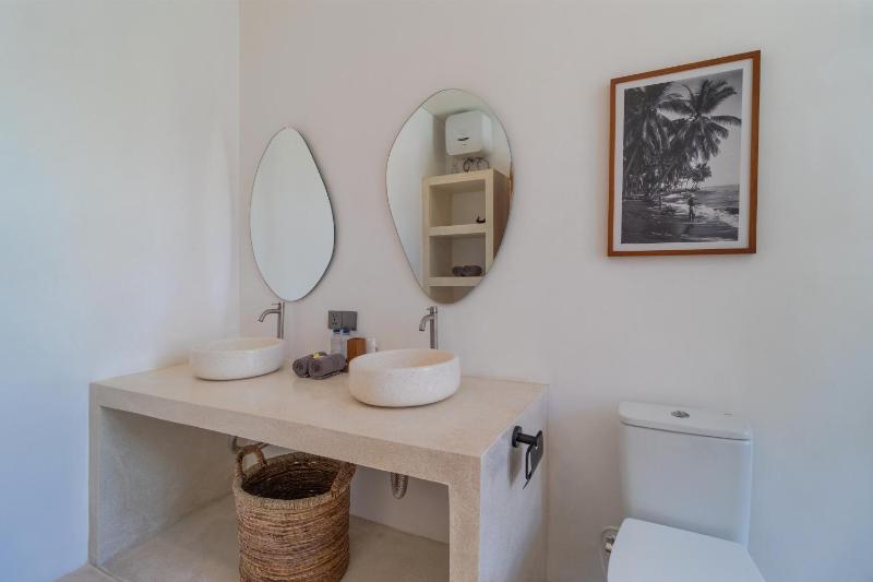 Spacious 2BR Pool Villa in Relaxed Canggu - image 5