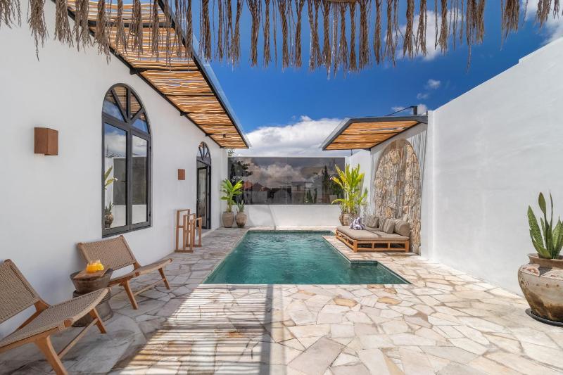 Relaxing 2BR Private Pool Villa in Canggu - image 17
