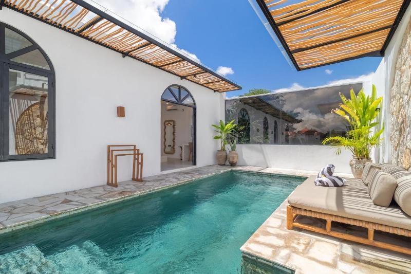 Relaxing 2BR Private Pool Villa in Canggu - image 10