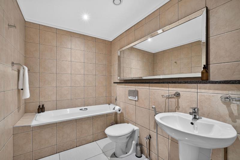 12 on Palm Boulevard 404 - image 9