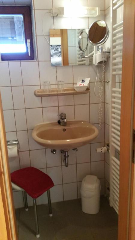 Double Room image 4