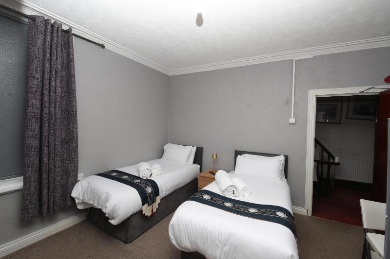 Woodville Lodge Leeds City Centre by OYO - image 9