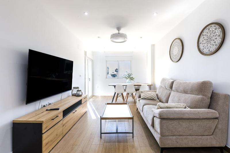 A&N Torre del Mar Grand Seafront Apartment Panoramic - image 16