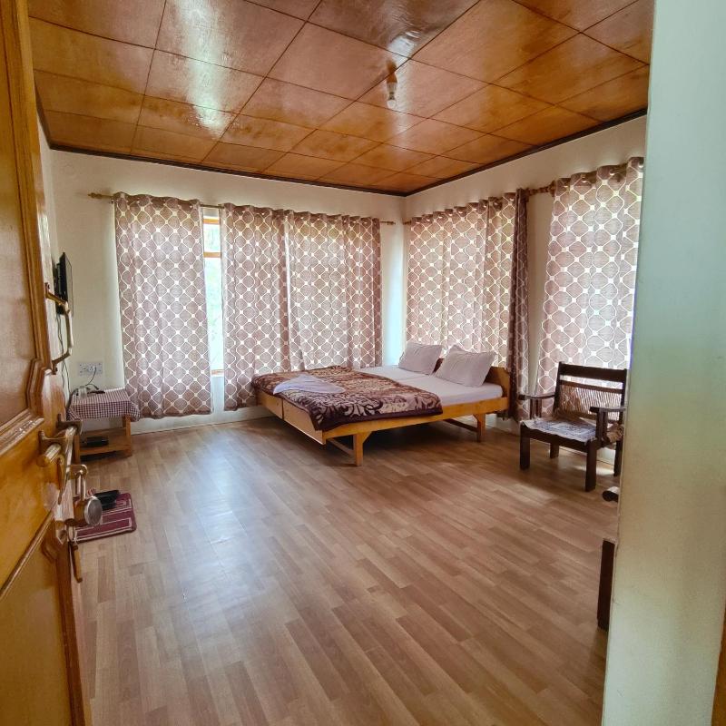 Atisha Guest House - image 1