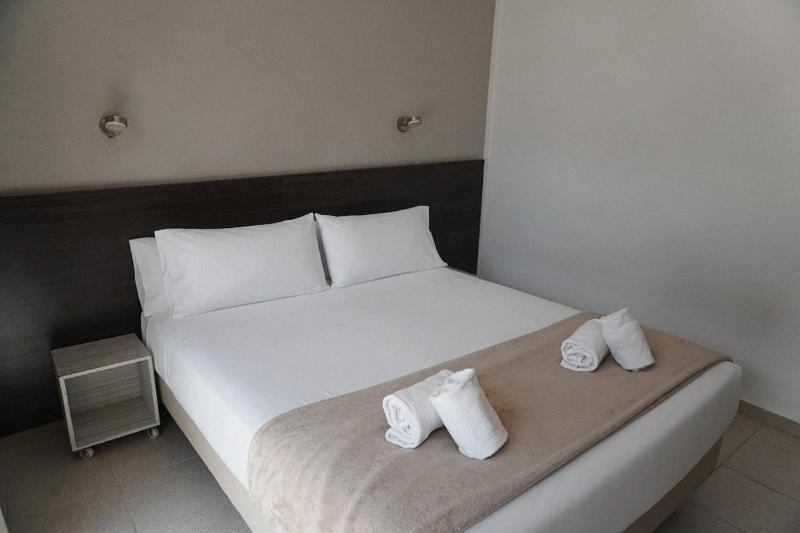 Hotel Ram Rooms Tahiti - image 3