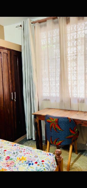 Nuru House Stone Town Ensuite 3BR Apartment - image 6