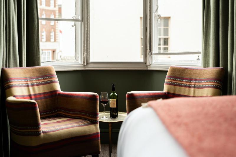 The White Star Tavern - image 31