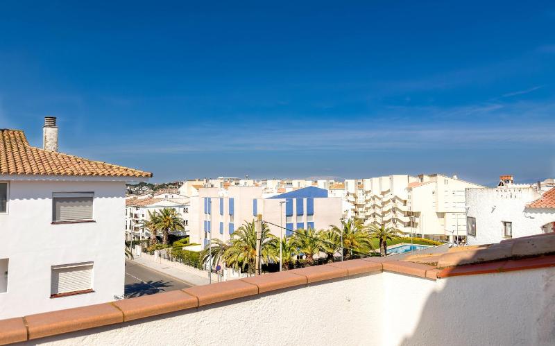 Apartamento Iona con piscina - image 6