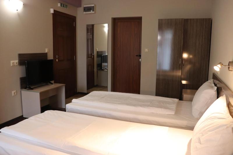 Roots Hotel Old Town - image 17