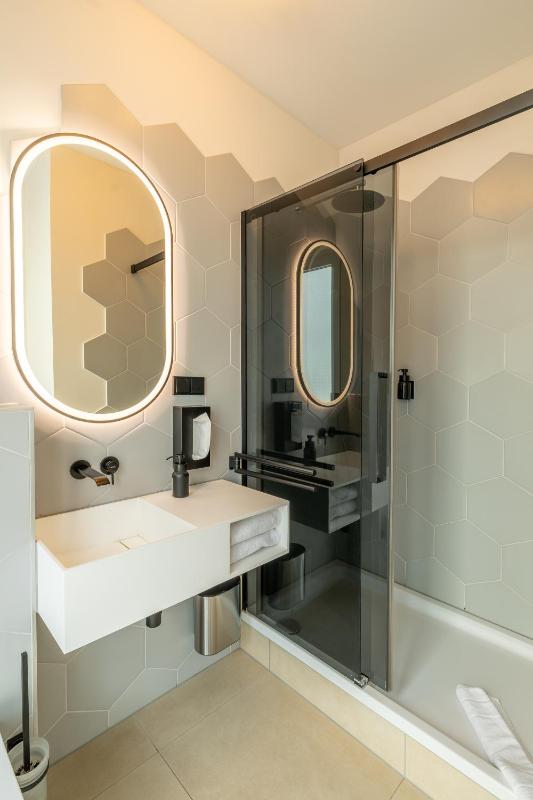 Midi Inn Parkhotel Mitte - image 7