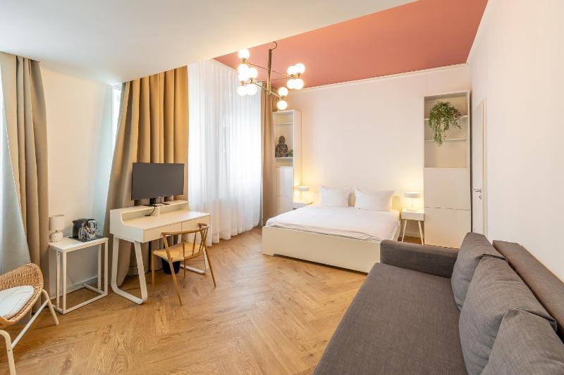 Midi Inn Parkhotel Mitte - image 4