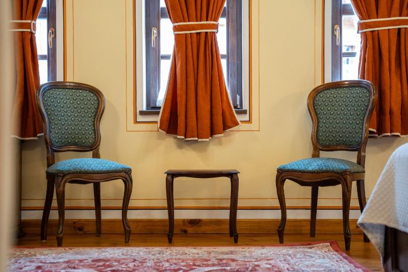 RAHAT Guest House in Old Town - Free Private Parking - image 19